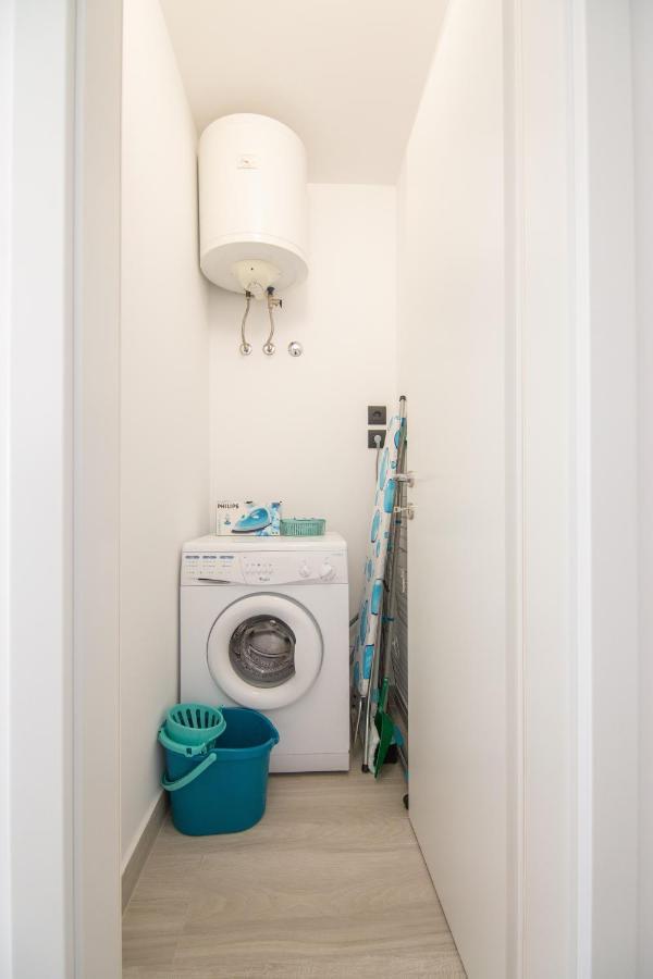Komiža Apartments Nona Draga מראה חיצוני תמונה