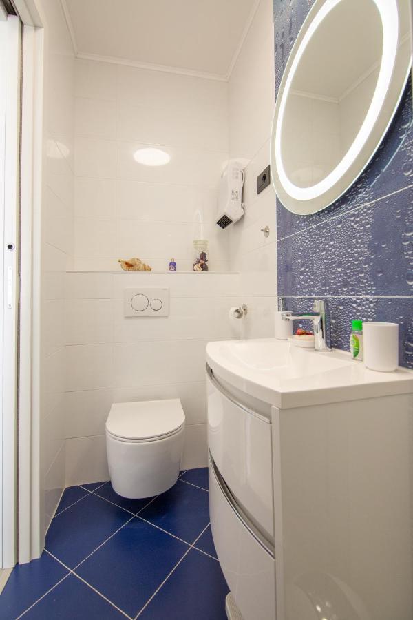 Komiža Apartments Nona Draga מראה חיצוני תמונה