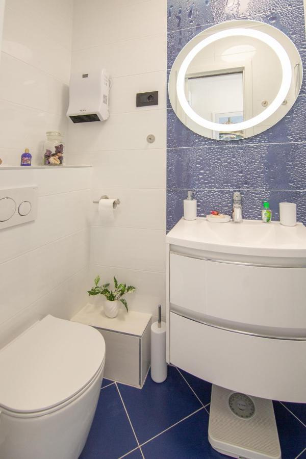Komiža Apartments Nona Draga מראה חיצוני תמונה